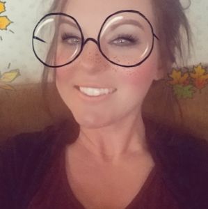 Meet your Posher, Leigh